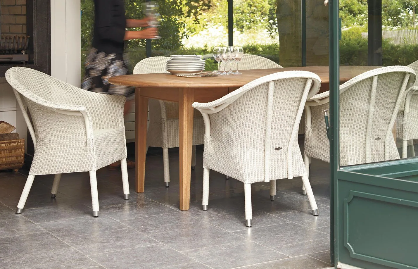 Victor dining armchair LS01