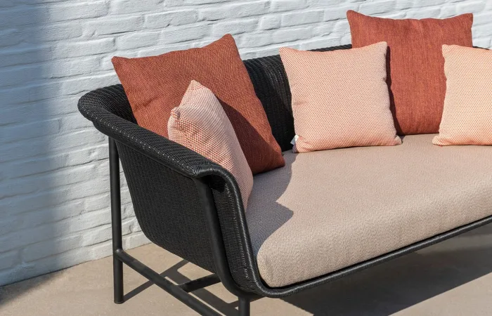Wicked lounge sofa 2S black