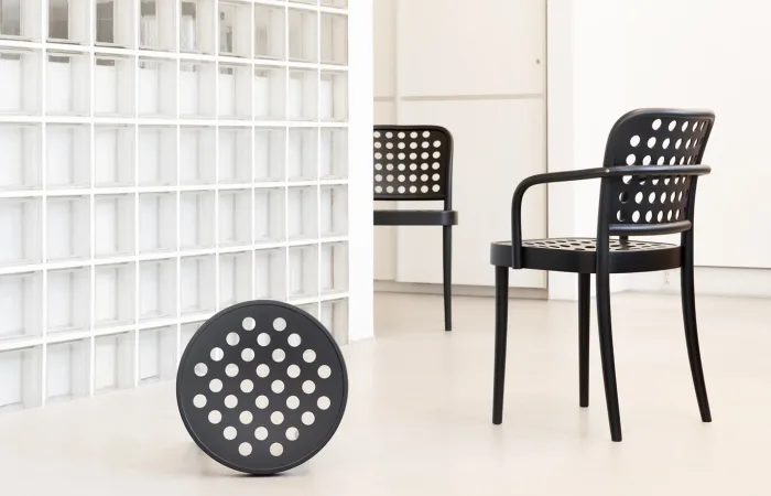 822 Dining Armchair LS 1