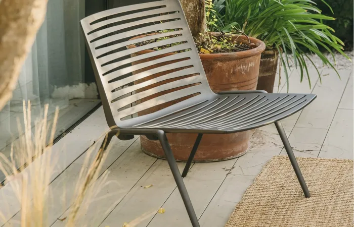 Zebra lounge chair01